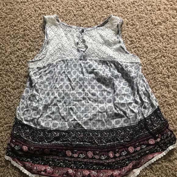 Patterned Tank Top - Picture 2 of 3